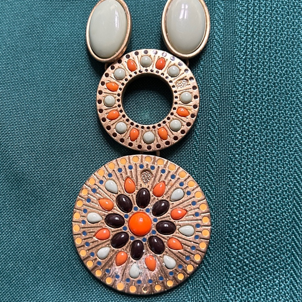 Lia Sophia Elegant Multicolor Statement NECKLACE